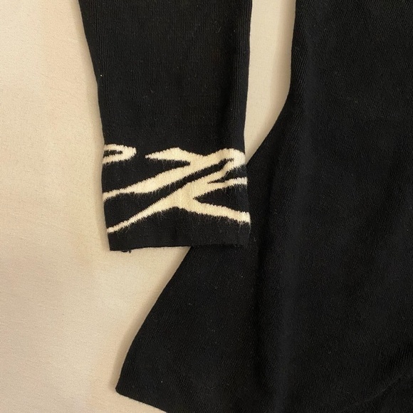 ANGELICA-VAL Women’s Cropped V-Neck Cardigan, M - Picture 3 of 5